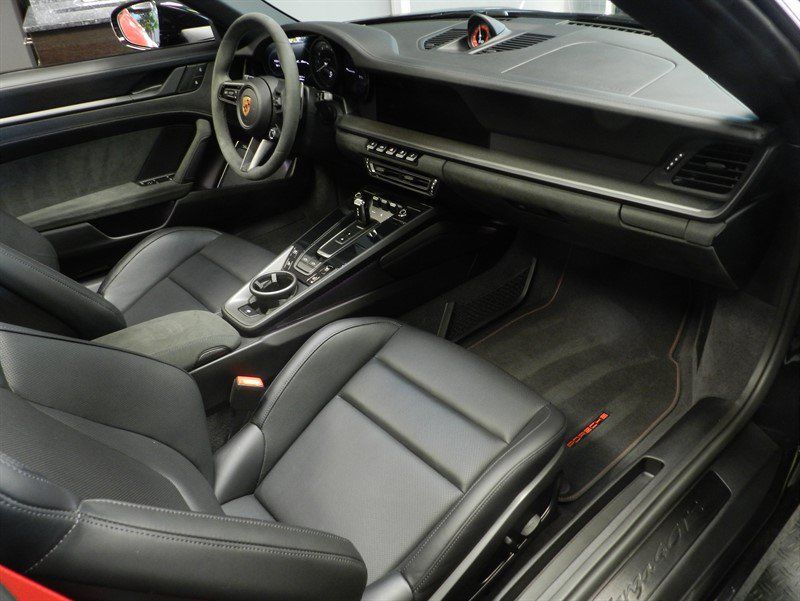 Used 2024 Porsche 911 Targa 4 GTS AWD/4WD image 27