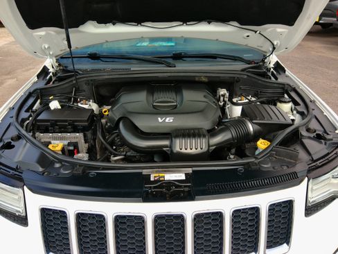 Used 2014 Jeep Grand Cherokee Overland image 71