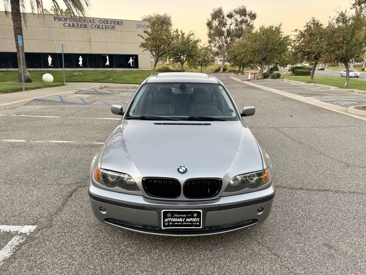 Used 2004 BMW 325i Sedan RWD image 6