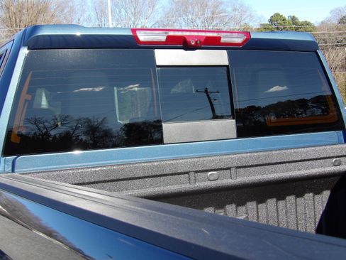 New 2026 Chevrolet Silverado 2500 LTZ image 17