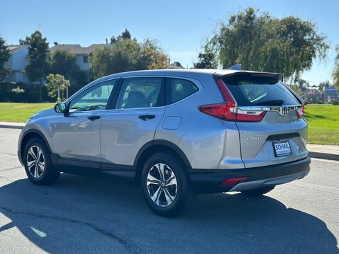 Used 2019 Honda CR-V LX image 3