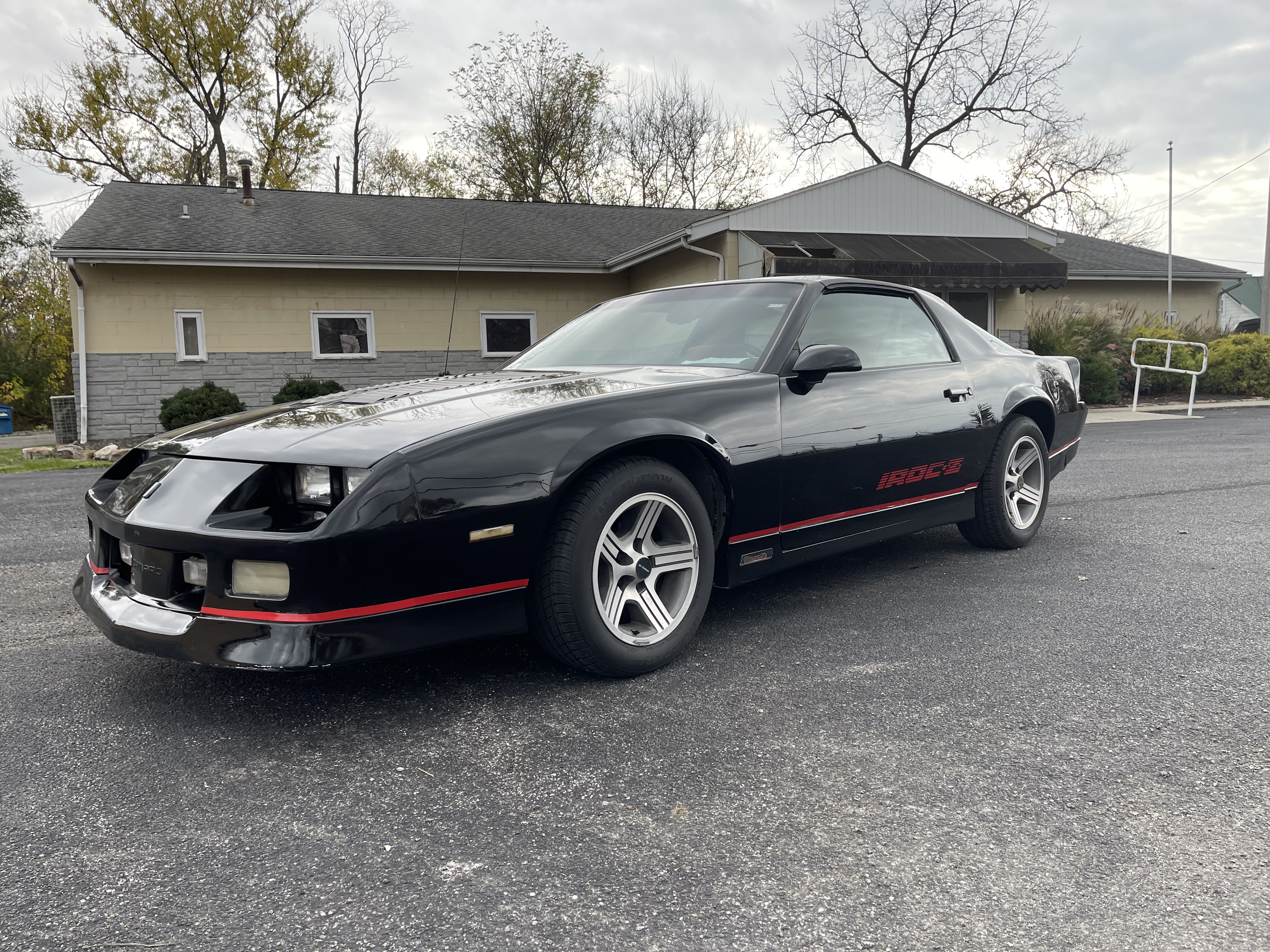 Used 1989 Chevrolet Camaro IROC-Z RWD image 23