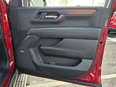 New 2026 GMC Yukon XL Denali image 34