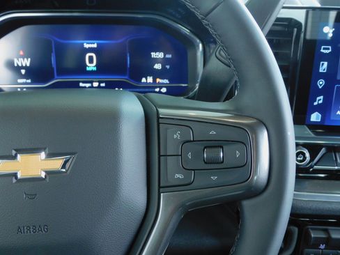 Used 2025 Chevrolet Silverado 2500 High Country image 39