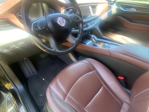 Used 2018 Buick Enclave Avenir image 29