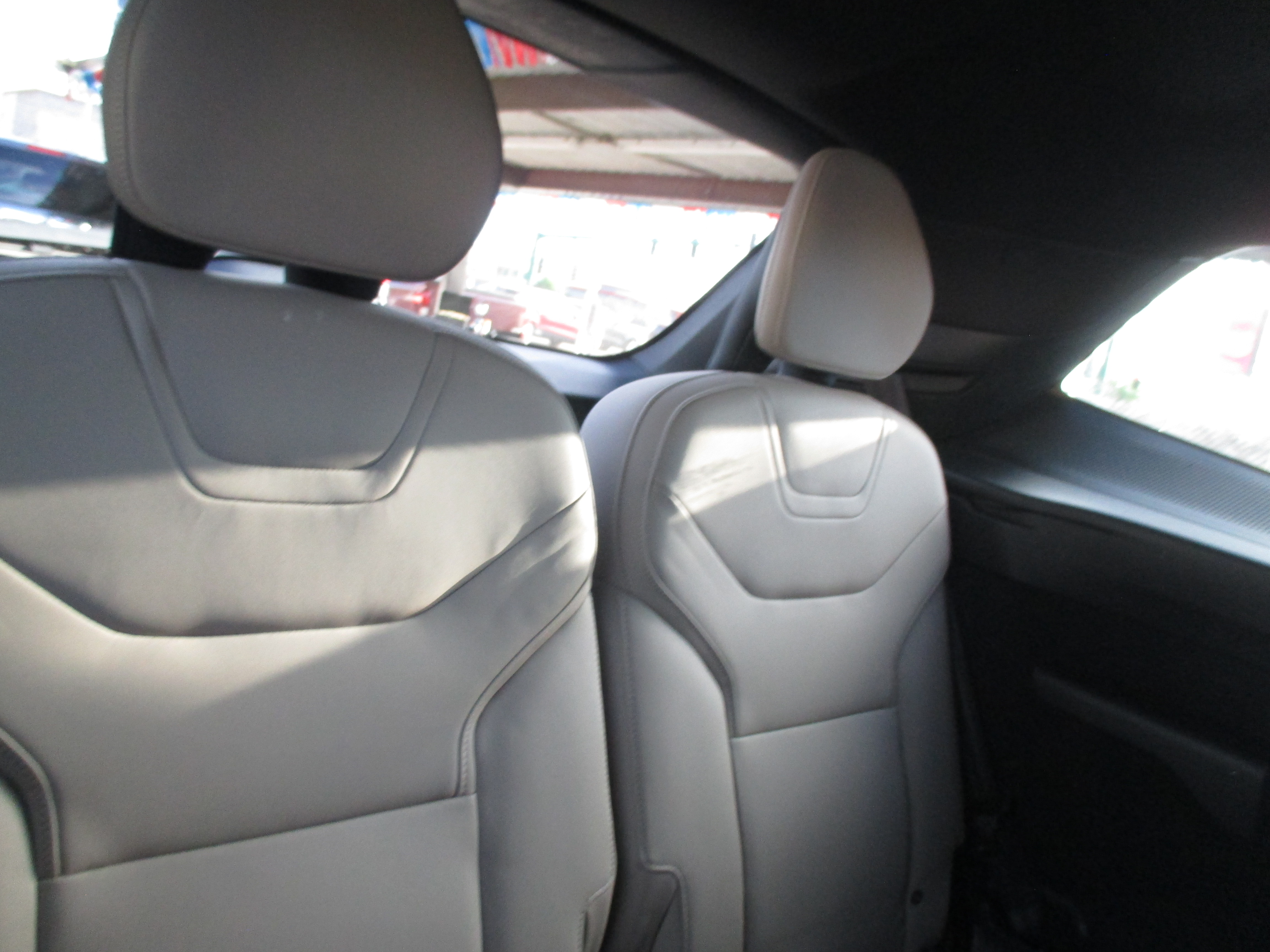 Used 2025 Volvo EX90 AWD Plus 7-Passenger image 18