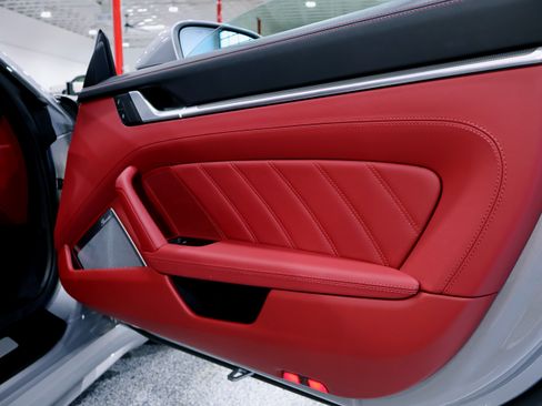 Used 2024 Porsche 911 Turbo S image 32