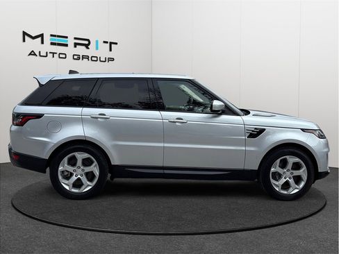 Used 2020 Land Rover Range Rover Sport HSE image 10