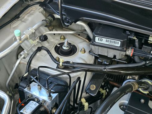 Used 2004 Honda Element EX image 45