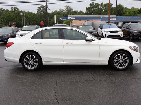 Used 2017 Mercedes-Benz C 300 Luxury image 9