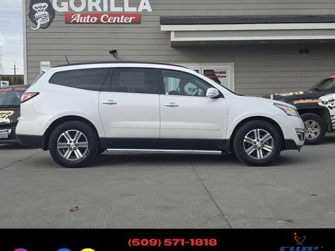 Used 2016 Chevrolet Traverse LT image 8