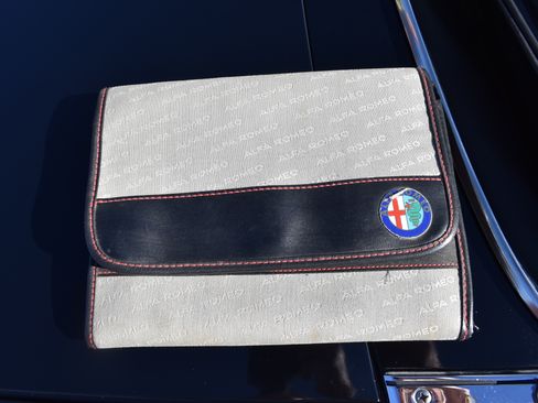 Used 1992 Alfa Romeo Spider Veloce image 22