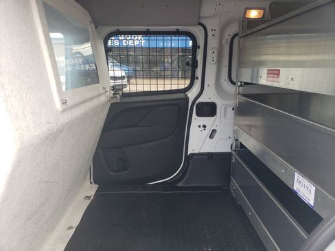 Used 2019 RAM ProMaster City Tradesman SLT image 18