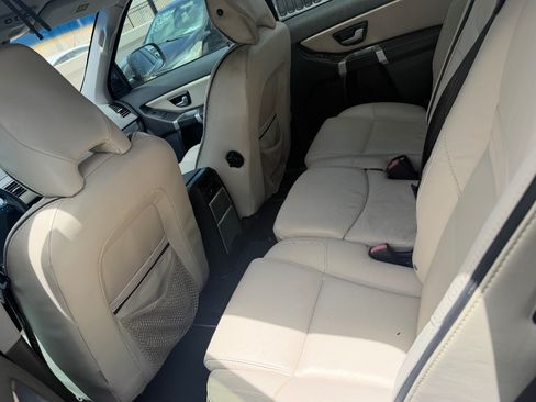 Used 2011 Volvo XC90 2WD 3.2 R-Design image 7