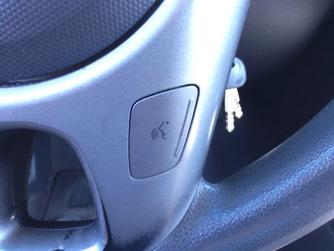 Used 2011 Kia Soul + image 29