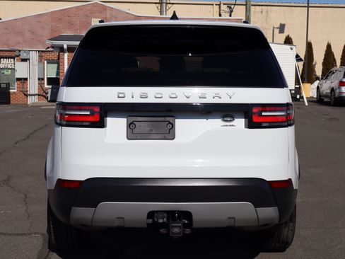 Used 2018 Land Rover Discovery HSE image 7