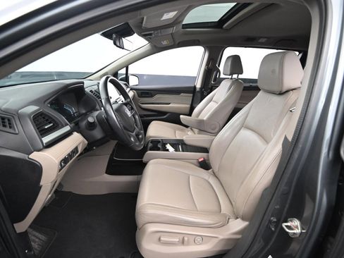 Used 2018 Honda Odyssey EX-L image 34