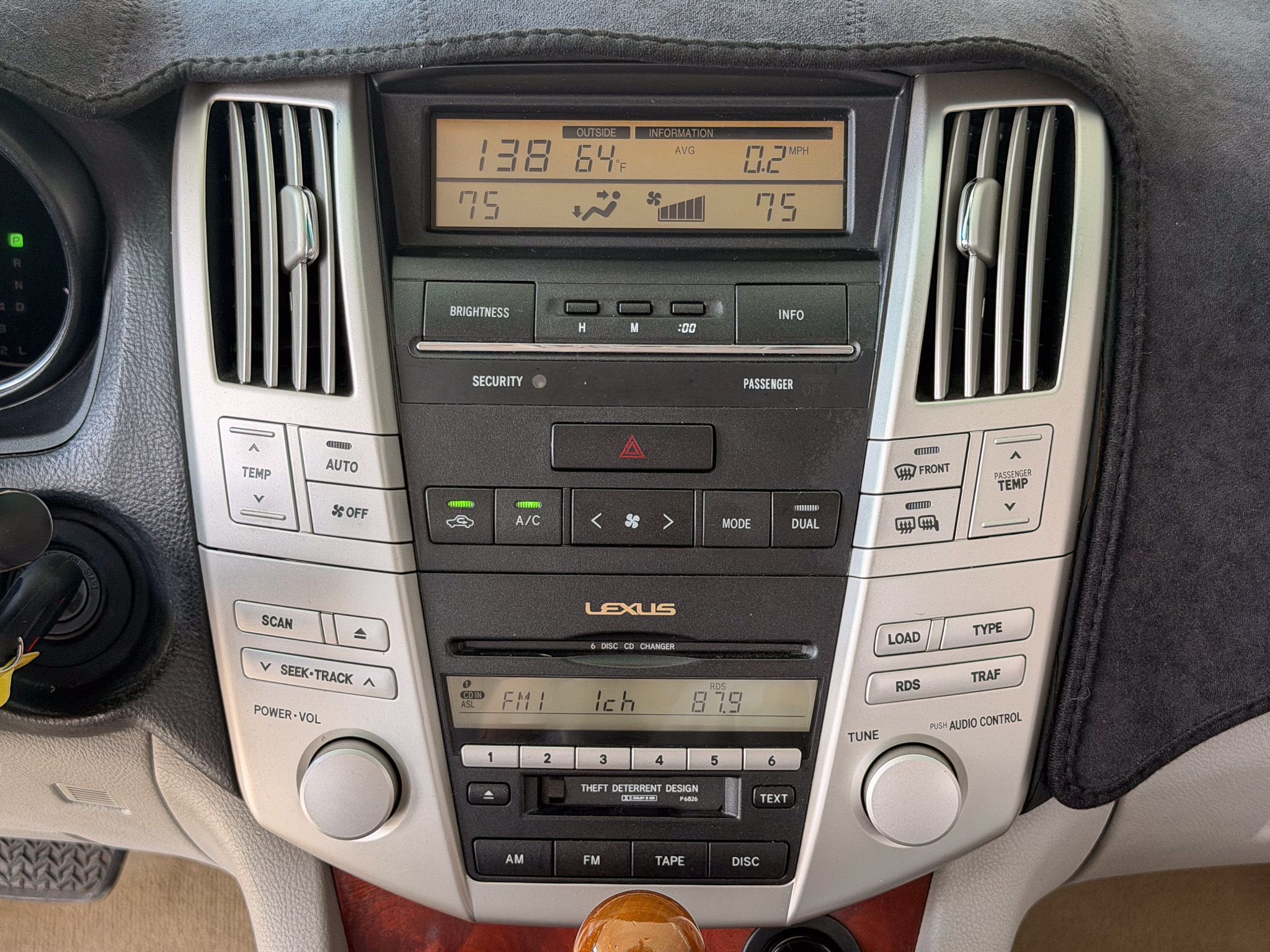 Used 2004 Lexus RX 330 UNAVAIL FWD image 11