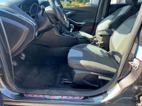 Used 2016 Ford Focus ST image 10