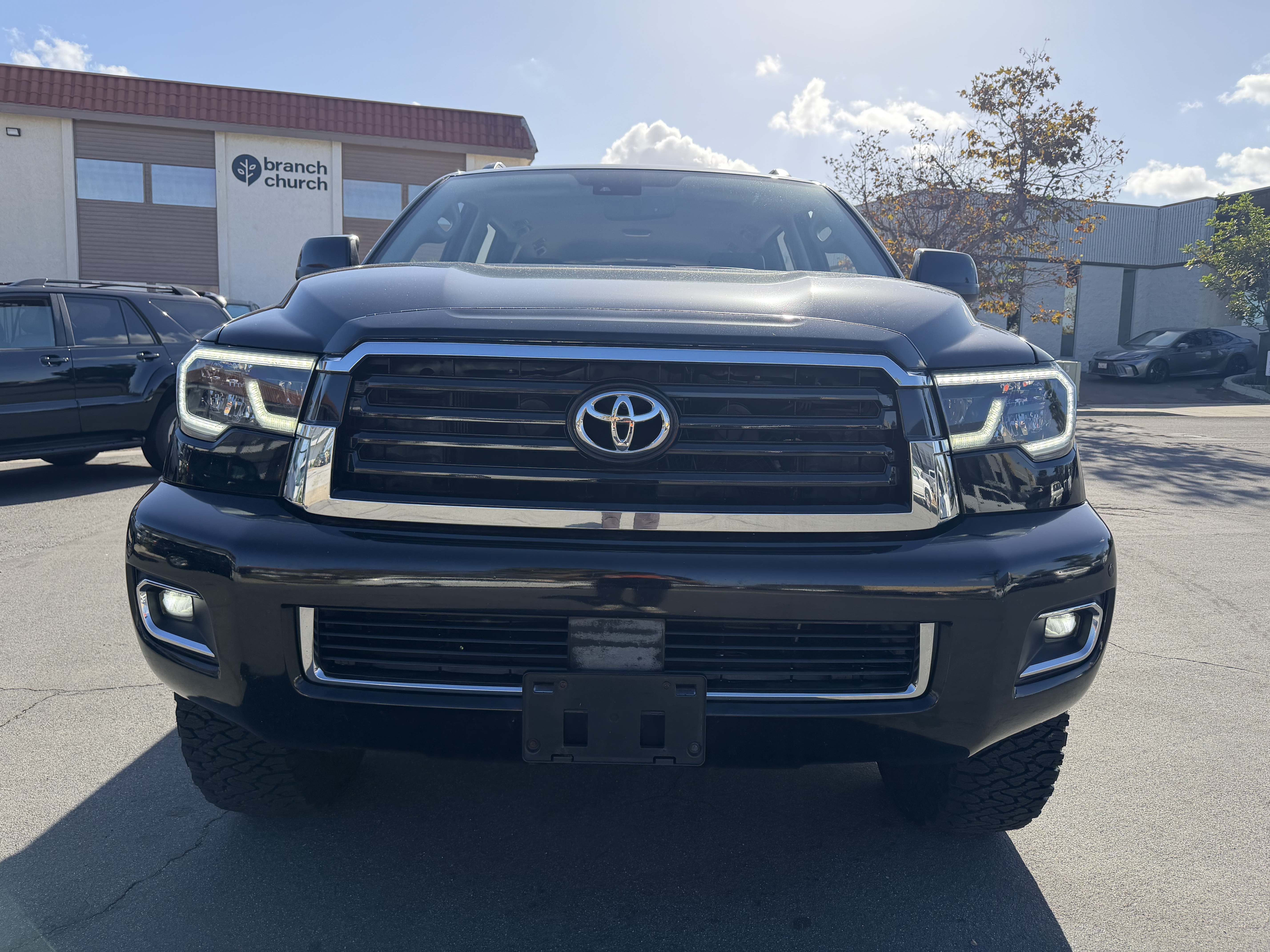 Used 2018 Toyota Sequoia TRD Sport AWD/4WD image 10