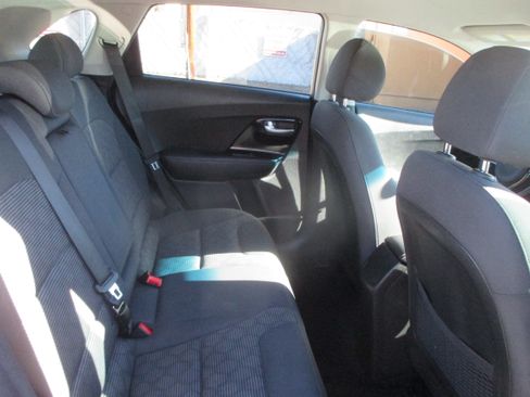 Used 2022 Kia Niro LXS image 14