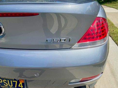 Used 2006 BMW 650i Convertible RWD image 21