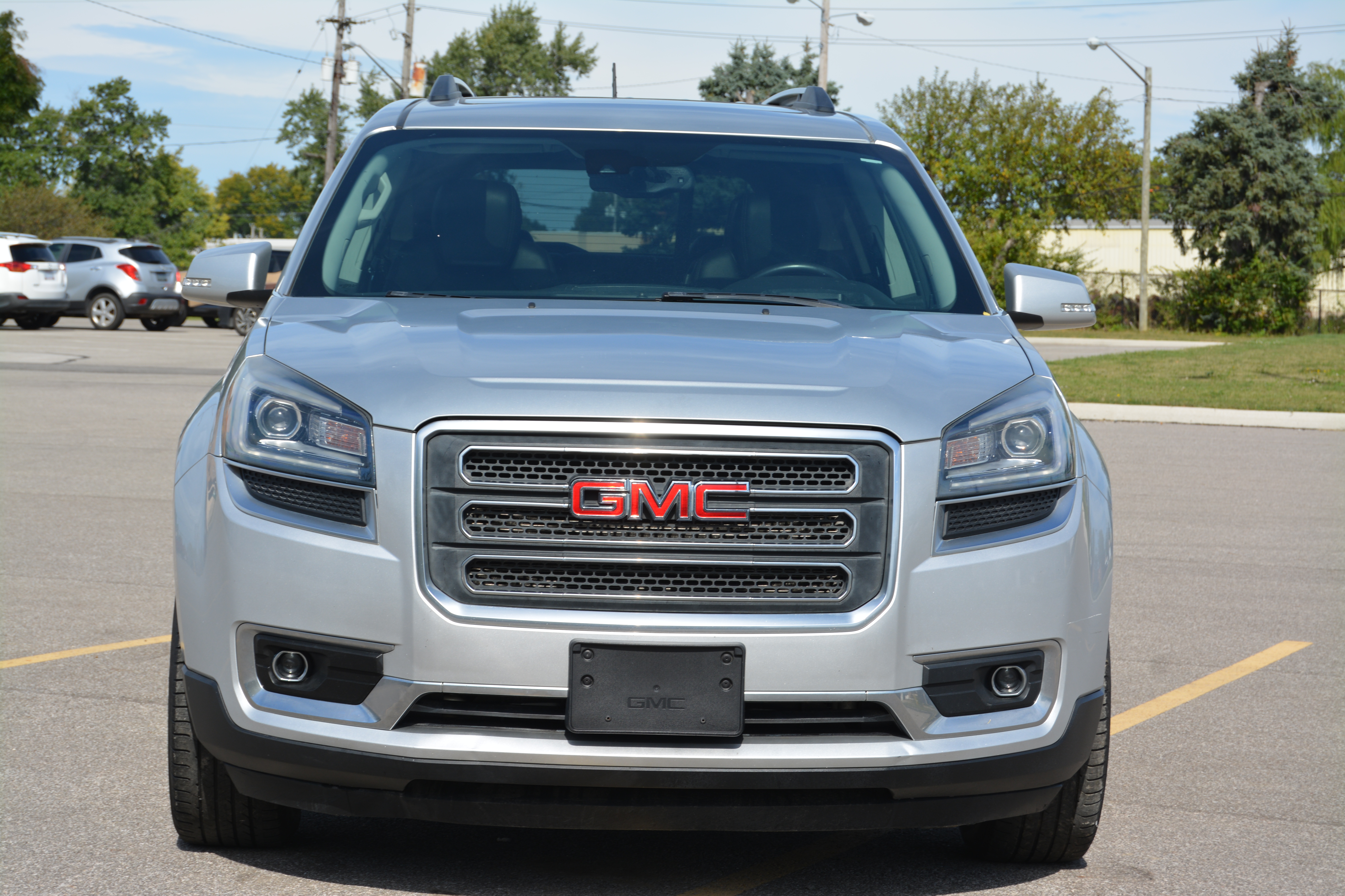 Used 2017 GMC Acadia Limited AWD SLT image 2