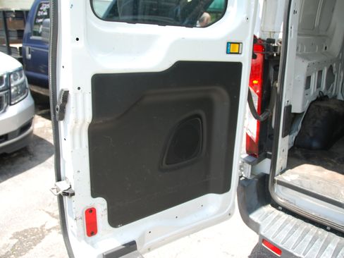 Used 2015 Ford Transit 150 image 26