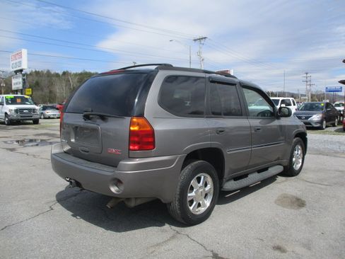 Used 2007 GMC Envoy SLE image 6