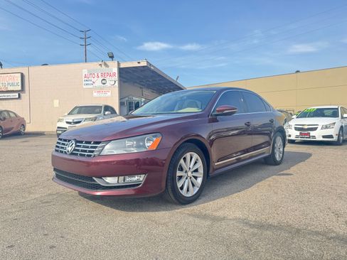 Used 2012 Volkswagen Passat 2.5 SEL image 2