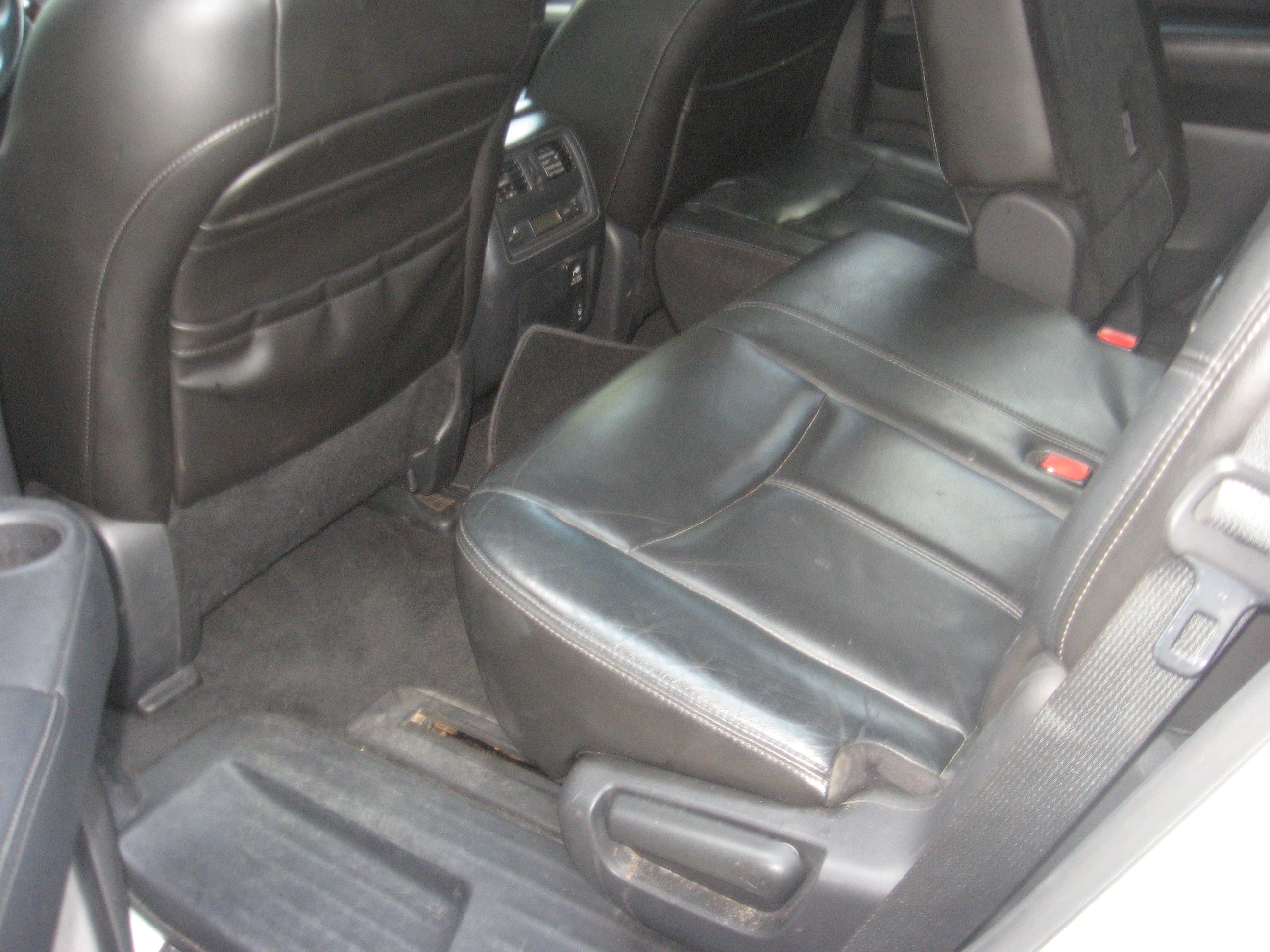 Used 2013 Nissan Pathfinder 4WD image 7