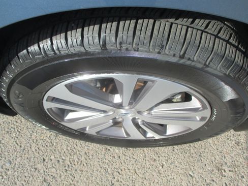 Used 2018 Subaru Outback 2.5i Limited image 23