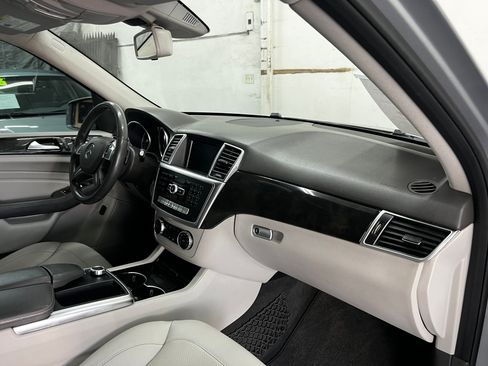 Used 2015 Mercedes-Benz ML 350 image 18