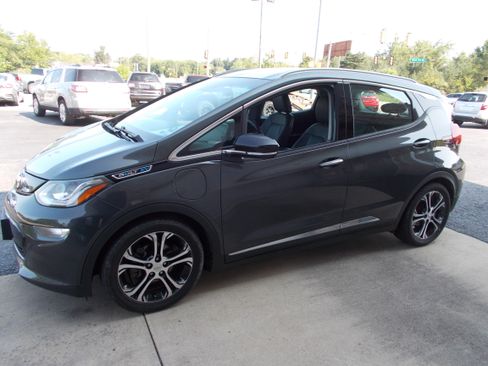 Used 2017 Chevrolet Bolt Premier image 7