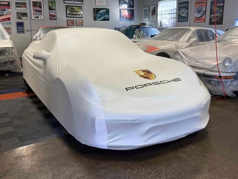 Used 2018 Porsche 911 Turbo S image 40