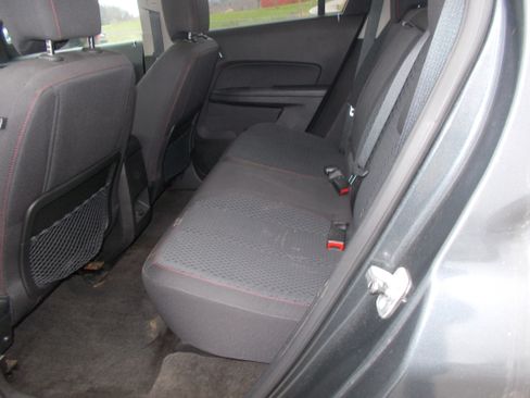 Used 2010 GMC Terrain SLE image 9