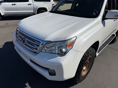 Used 2013 Lexus GX 460 image 12