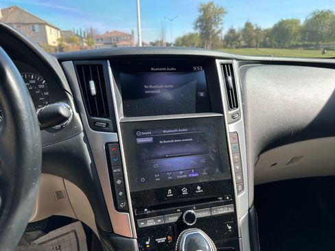 Used 2021 INFINITI Q50 Luxe image 13