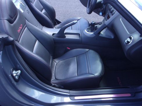 Used 2008 Pontiac Solstice GXP Convertible RWD image 21