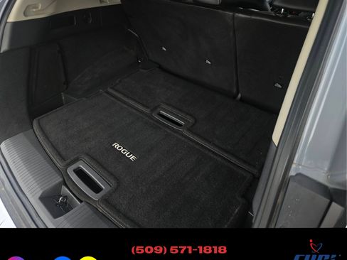 Used 2021 Nissan Rogue Platinum image 25