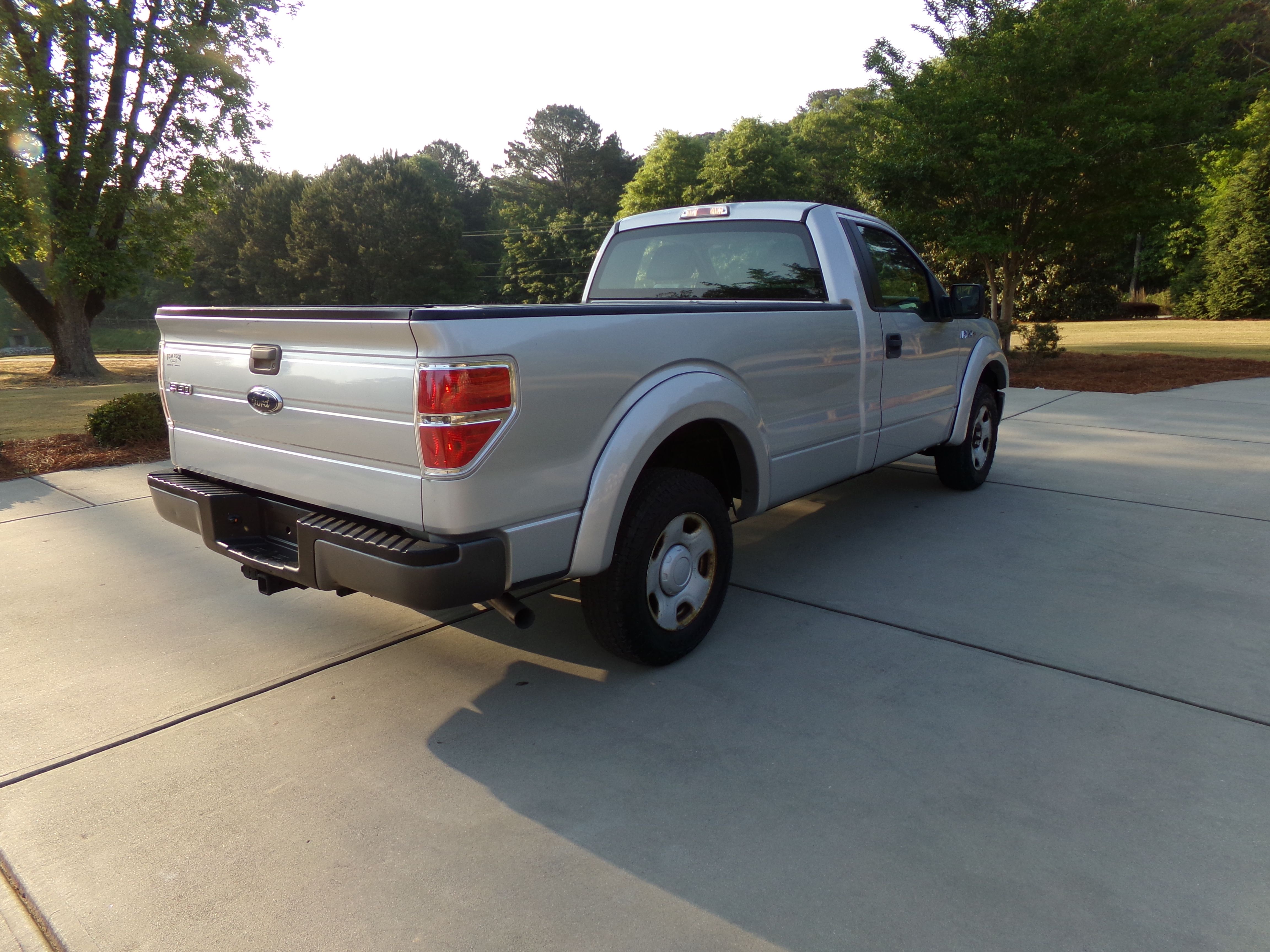 Used 2009 Ford F150 2WD Regular Cab XL image 5