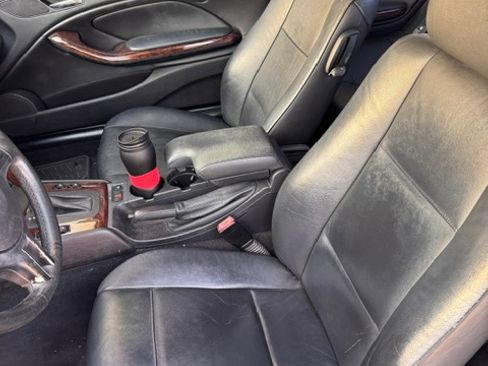 Used 2004 BMW 325Ci image 7