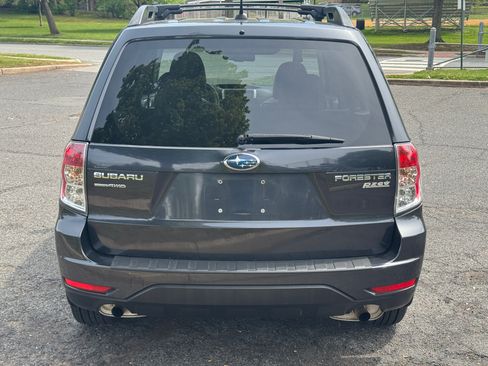 Used 2011 Subaru Forester 2.5X Limited AWD/4WD image 5