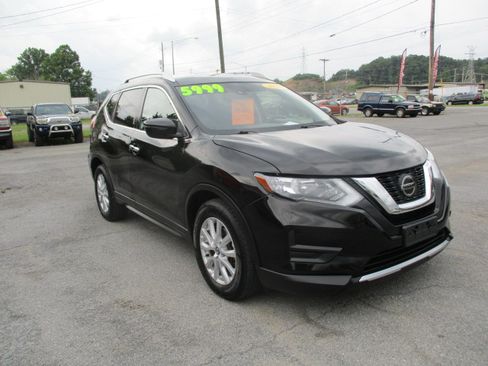 Used 2020 Nissan Rogue FWD SV 2.5L 4-Cyl SUV image 5