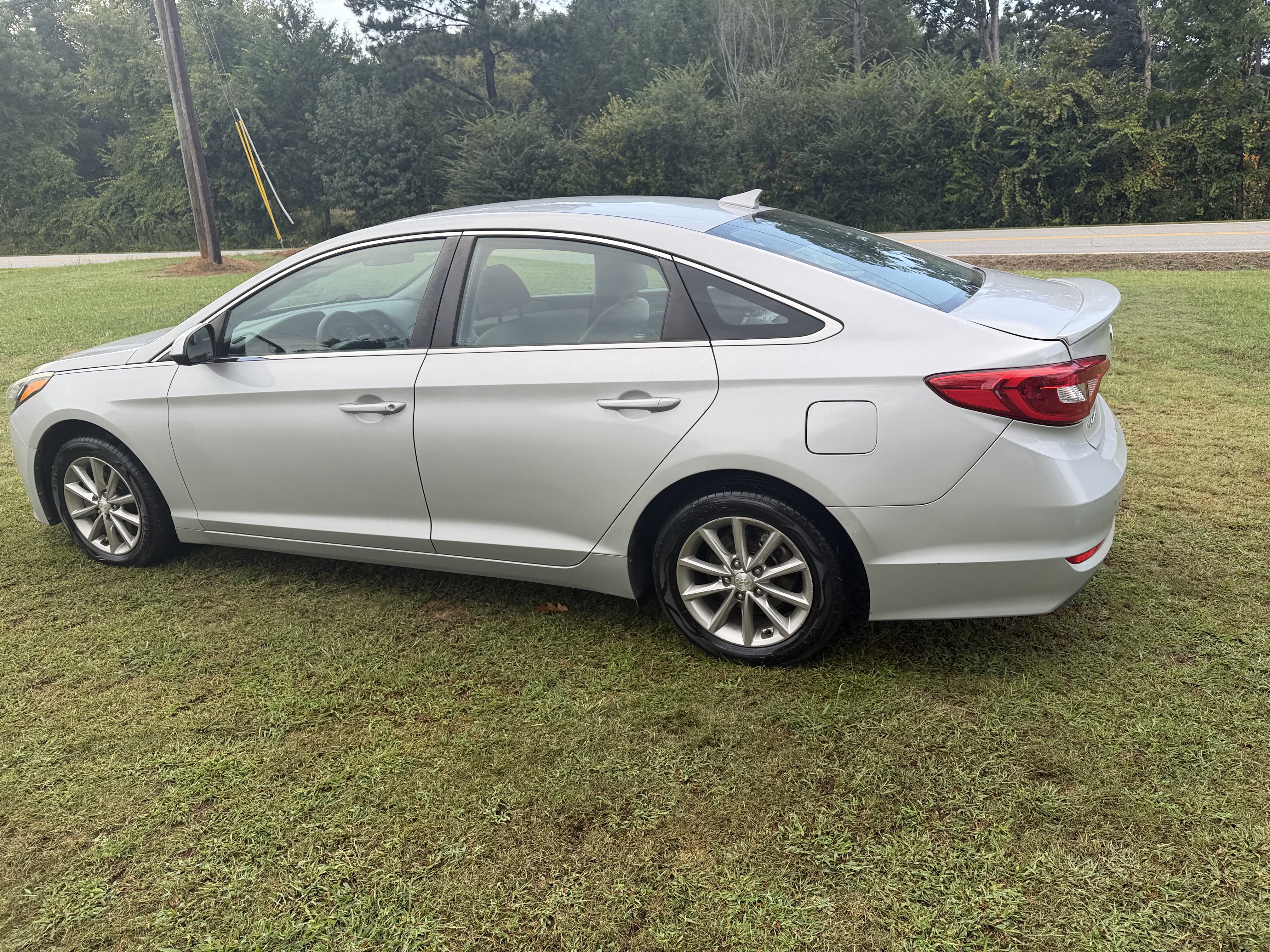 Used 2016 Hyundai Sonata SE FWD image 28