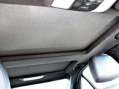 Used 2013 Mercedes-Benz C 250 Sedan image 22