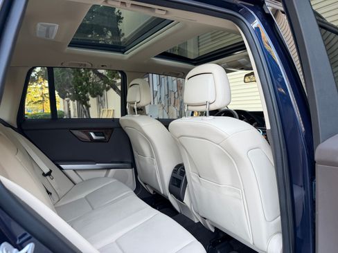 Used 2015 Mercedes-Benz GLK 350 image 12