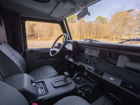 Used 1997 Land Rover Defender 90 image 11