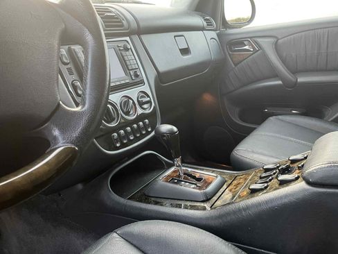 Used 2000 Mercedes-Benz ML 55 AMG image 11