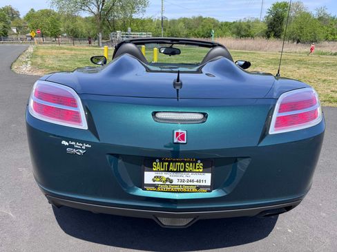 Used 2008 Saturn Sky image 21